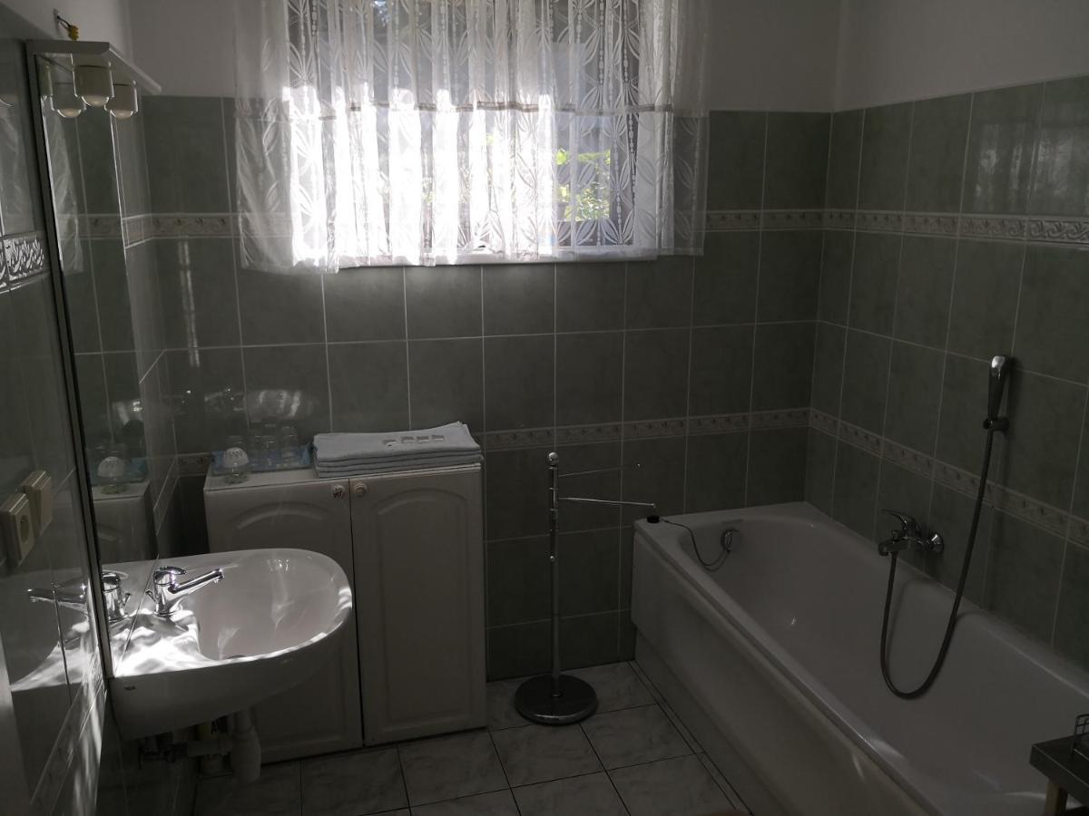 Ubytovani U Machova Jezera - Apartmany - Ludmila Grulisova Doksy  Ngoại thất bức ảnh